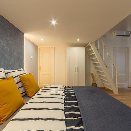 Lovely 1 Bedroom Flat With Central Location Budapest Exterior photo